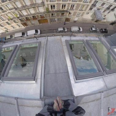 Pose de 4 Velux sur toit en pente