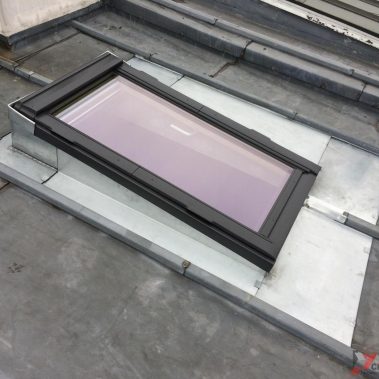 Pose Velux sur Toit Zinc
